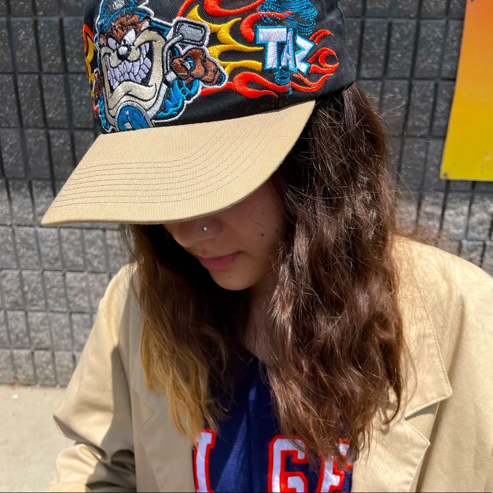 Meet your Posher, The ultimate fashionista ;)